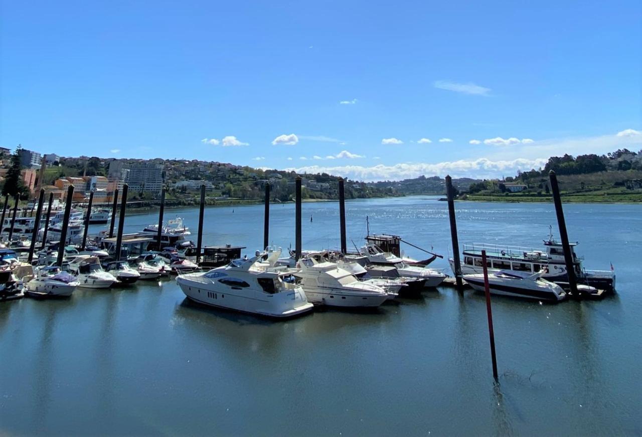 Riverfront Haven Family'S Choice With Free Garage Porto Exterior foto